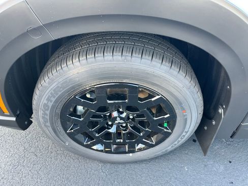 New 2026 Mitsubishi Outlander Trail Edition AWD/4WD image 10