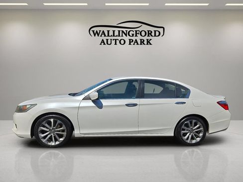 Used 2015 Honda Accord Sport image 2
