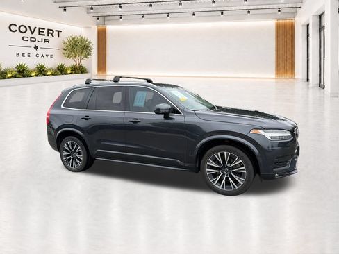 Used 2022 Volvo XC90 T5 Momentum w/ Protection Package Premier AWD/4WD image 15