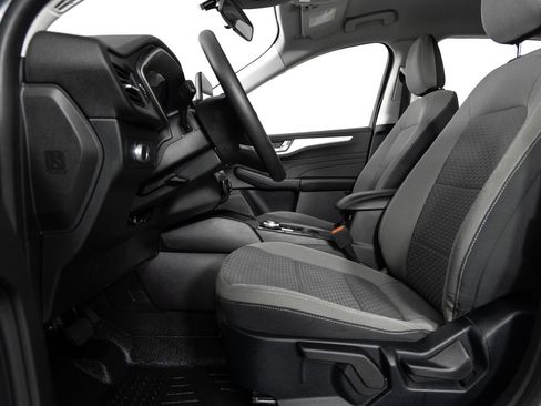 Used 2021 Ford Escape SE image 15