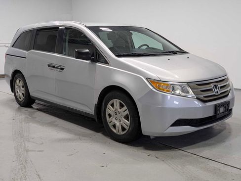 Used 2012 Honda Odyssey LX image 5