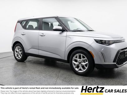 Used 2025 Kia Soul LX w/ LX Technology Package