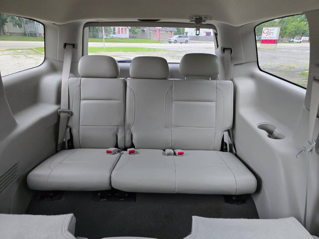 Used 2007 Chrysler Aspen Limited AWD/4WD image 11