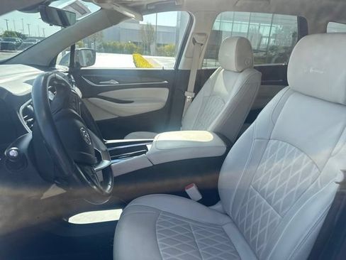 Used 2023 Buick Enclave Avenir w/ Trailering Package, 5000 lbs. FWD image 9