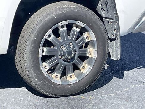 Used 2017 Toyota Tundra Limited image 22