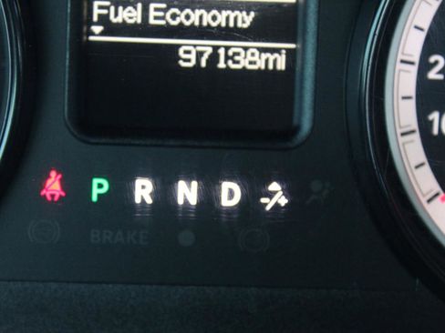 Used 2017 RAM 2500 Tradesman w/ Chrome Appearance Group image 22