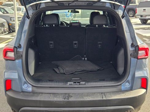 Certified 2025 Ford Escape ST-Line image 12