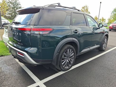 Used 2023 Nissan Pathfinder SL w/ SL Premium Package AWD/4WD image 5