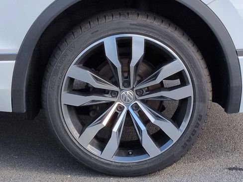 Used 2020 Volkswagen Tiguan SEL Premium R-Line w/ 3rd Row Seat Package image 14