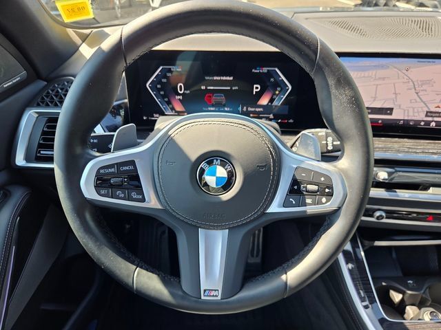 Used 2025 BMW X5 xDrive40i w/ M Sport Package AWD/4WD image 14