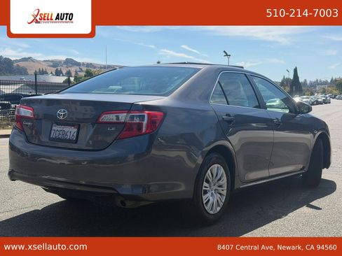 Used 2013 Toyota Camry LE FWD image 4