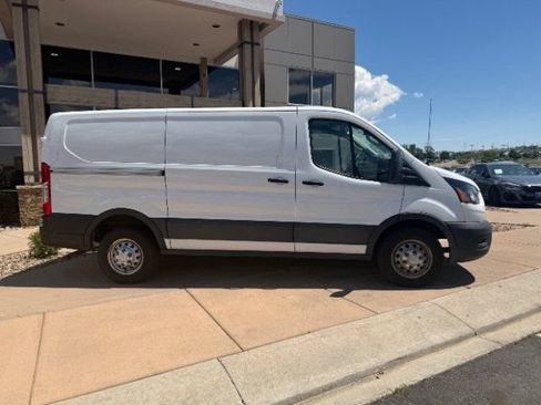 Used 2021 Ford Transit 150 Low Roof AWD image 3