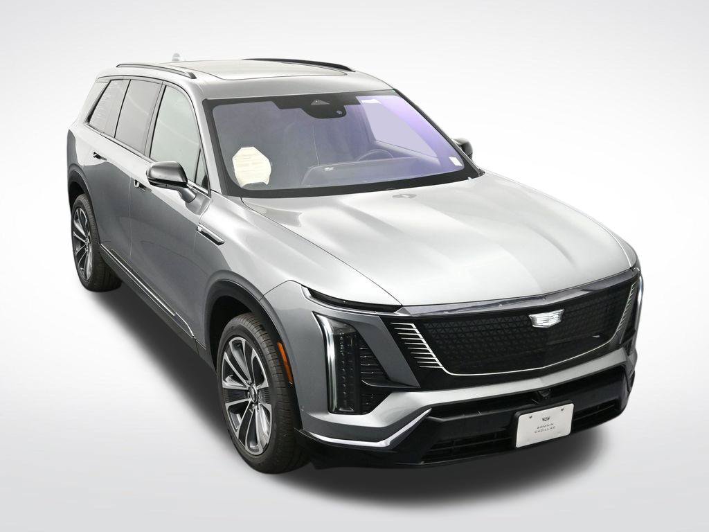 Used 2026 Cadillac Vistiq Luxury w/ LPO, Floor Liner Package AWD/4WD image 22