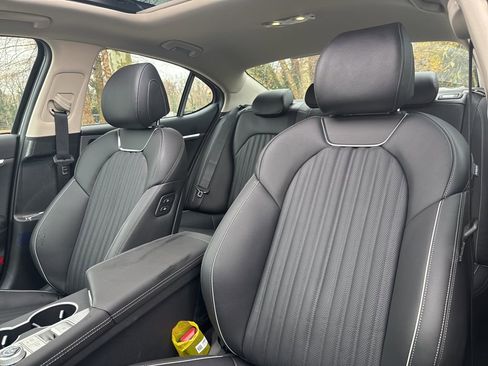 New 2026 Genesis G70 2.5T Prestige image 13