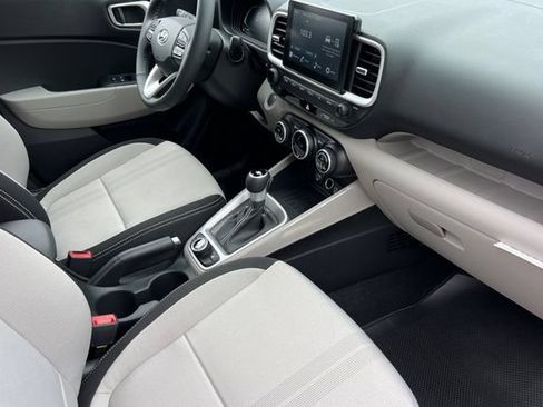 New 2026 Hyundai Venue SEL FWD image 15