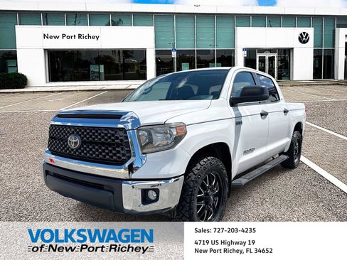 Used 2020 Toyota Tundra SR5 w/ SR5 Upgrade Package image 1