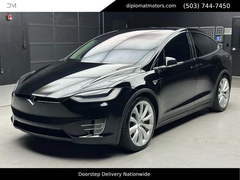 Used 2017 Tesla Model X P100D image 1