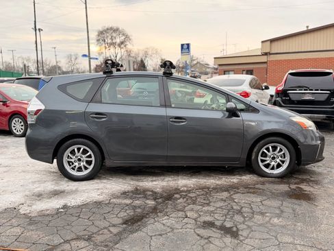 Used 2012 Toyota Prius V Three image 18