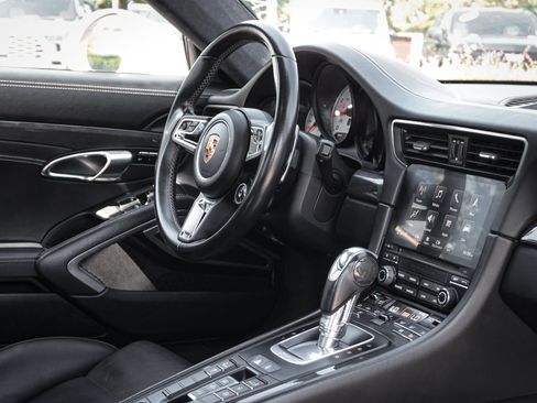Used 2018 Porsche 911 Turbo S AWD/4WD image 34