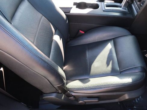 Used 2006 Ford Mustang Premium image 23