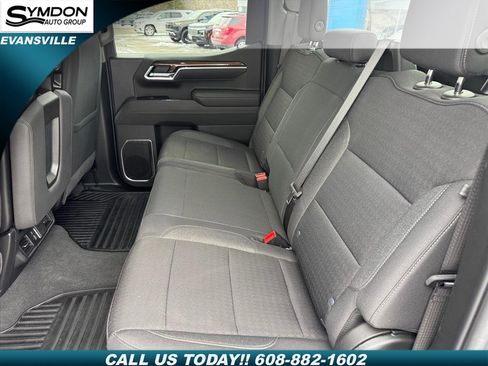 Used 2025 Chevrolet Silverado 1500 LT image 8