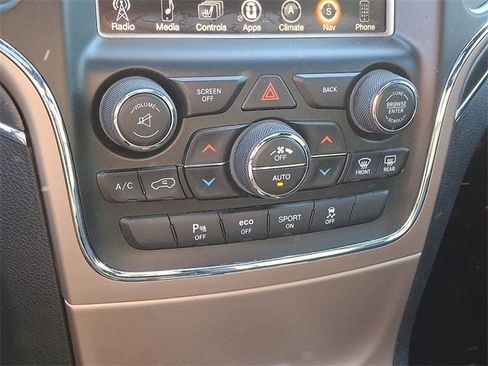 Used 2016 Jeep Grand Cherokee Limited image 16