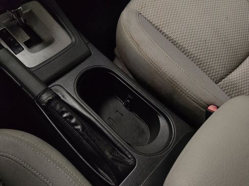 Used 2014 Subaru Forester 2.5i image 26