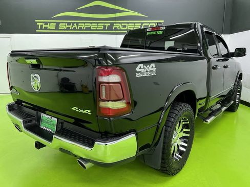 Used 2019 RAM 1500 Laramie AWD/4WD image 10