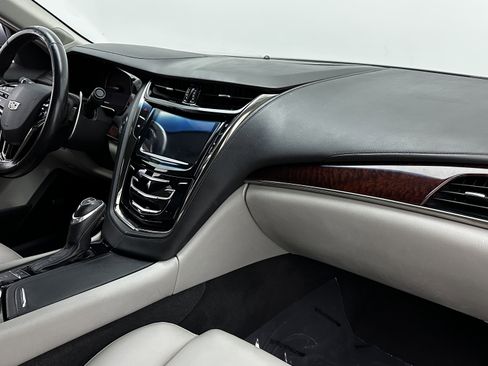 Used 2019 Cadillac CTS RWD image 30