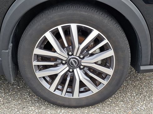 Certified 2023 Nissan Kicks SR w/ SR Premium Package FWD image 8