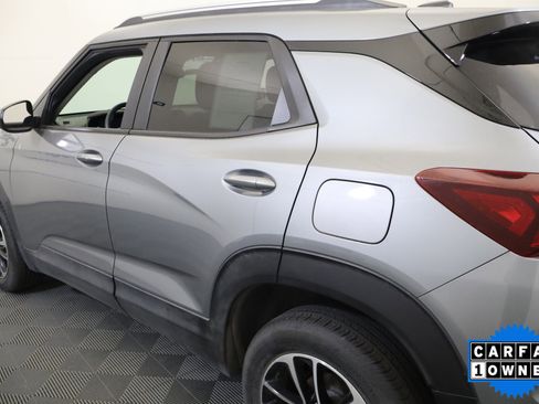 Used 2025 Chevrolet TrailBlazer LT AWD/4WD image 11