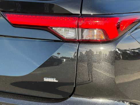 Used 2022 Mitsubishi Outlander SEL image 26