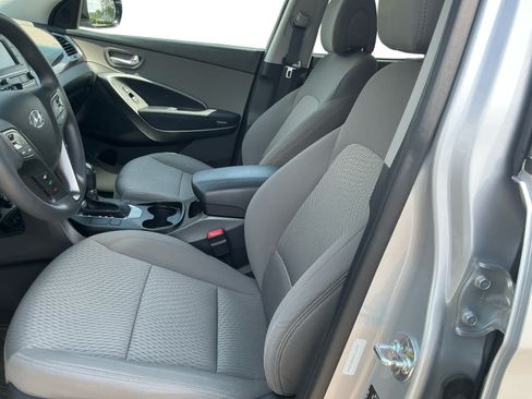 Used 2017 Hyundai Santa Fe Sport w/ Cargo Package FWD image 9