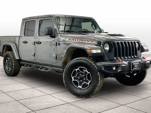 Used 2021 Jeep Gladiator Mojave image 2