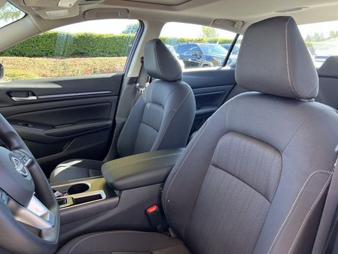 New 2025 Nissan Altima 2.5 SV w/ SV Special Edition Package image 13