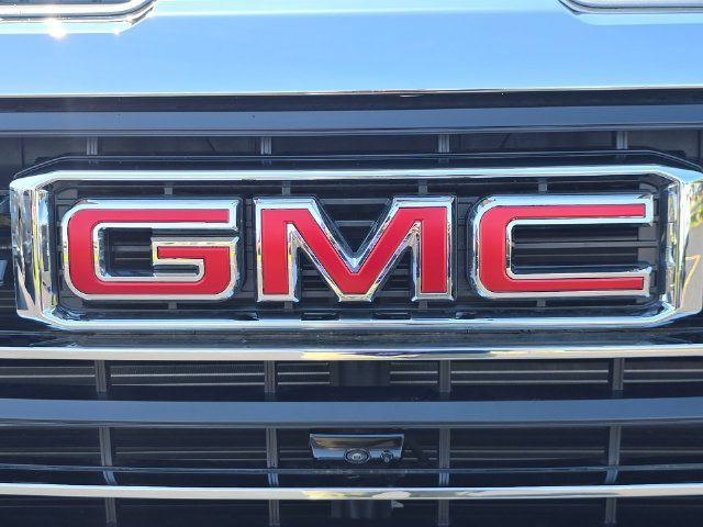 Used 2025 GMC Sierra 2500 SLT w/ SLT Premium Package AWD/4WD image 32