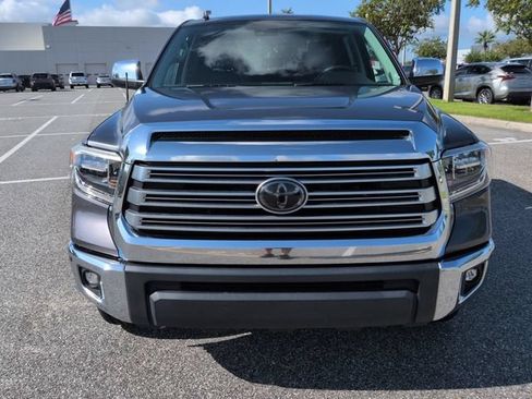 Used 2018 Toyota Tundra Limited w/ Limited Premium Package AWD/4WD image 9