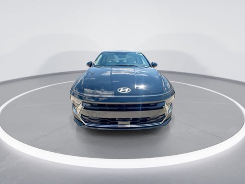 Used 2025 Hyundai Sonata SEL FWD image 3