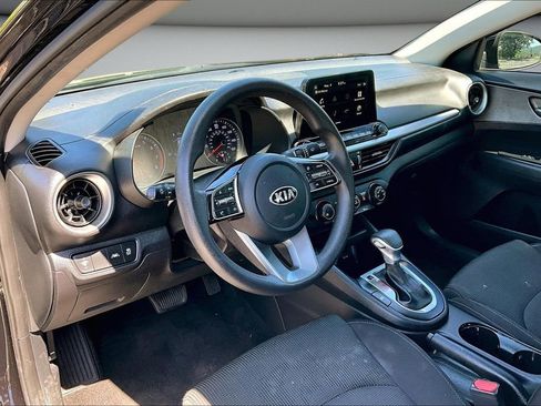 Used 2021 Kia Forte Sedan FWD image 17