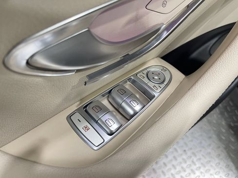 Used 2018 Mercedes-Benz E 300 image 15