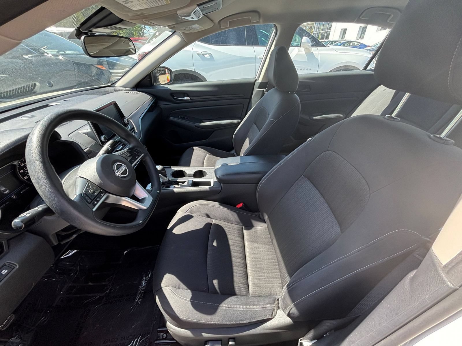 Used 2025 Nissan Altima 2.5 SV FWD image 26