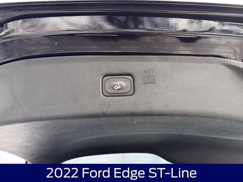 Used 2022 Ford Edge ST-Line w/ Class II Trailer Tow Package image 17