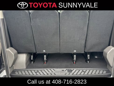 Used 2023 Ford Transit 350 XLT image 20