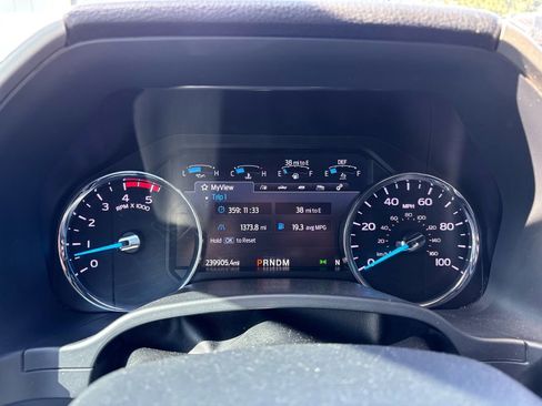 Used 2022 Ford F250 Lariat w/ Chrome Package image 44