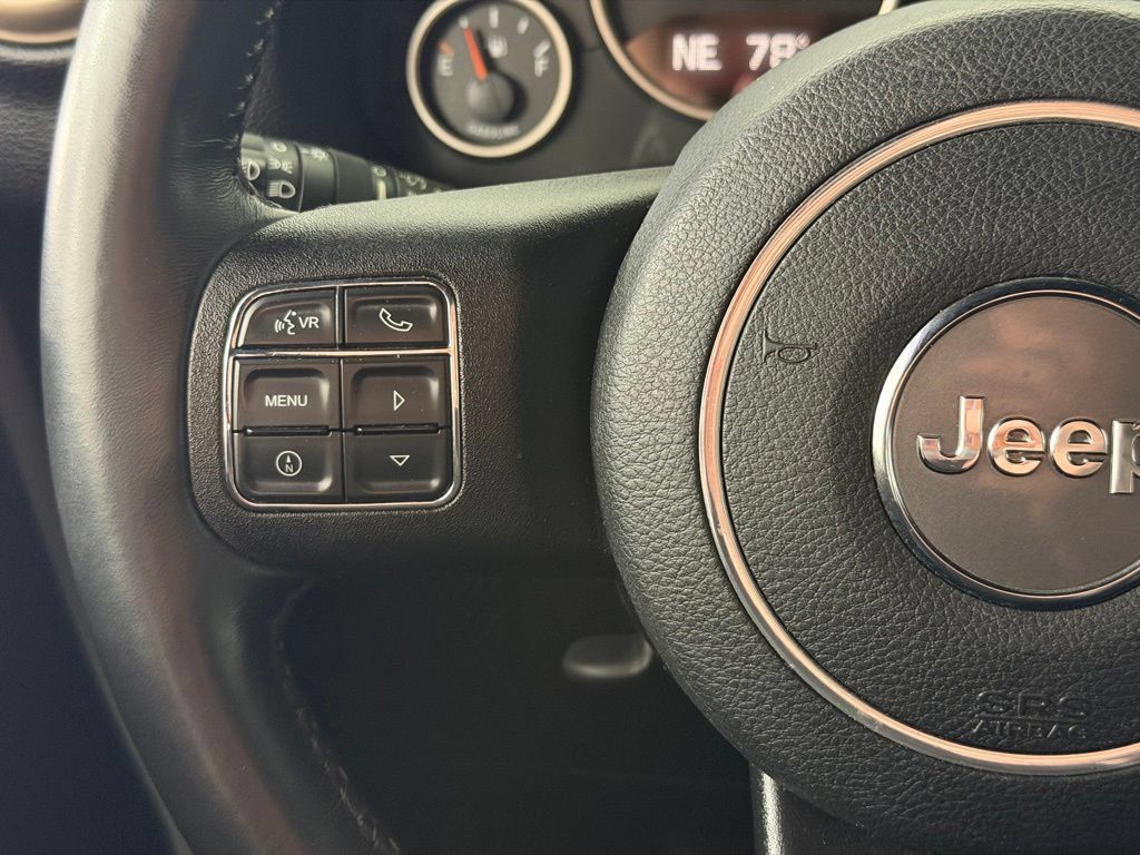 Used 2017 Jeep Wrangler Unlimited Sahara AWD/4WD image 12