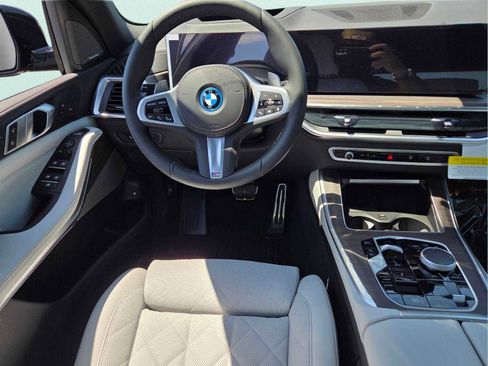 New 2026 BMW X5 xDrive50e AWD/4WD image 10