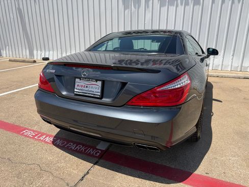 Used 2013 Mercedes-Benz SL 550 image 6