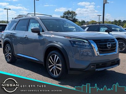New 2025 Nissan Pathfinder Platinum