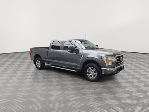 Certified 2022 Ford F150 XLT w/ XTR Package AWD/4WD image 30