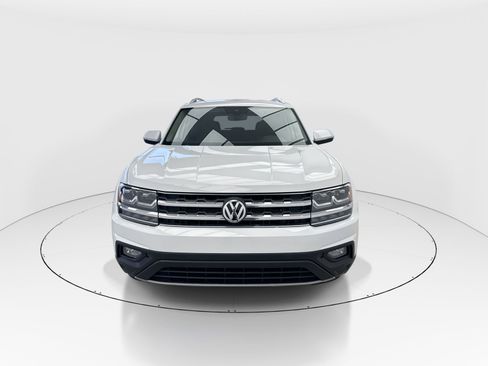 Used 2018 Volkswagen Atlas SE image 3